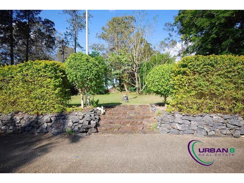 206 Brookfield Road, Kenmore Hills QLD 4069